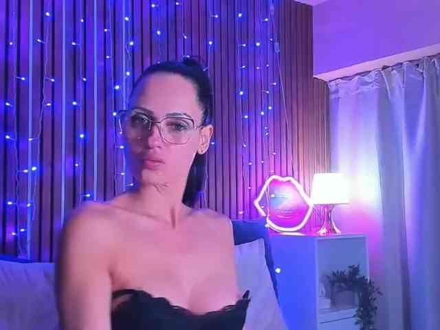 SashaSkyX webcam