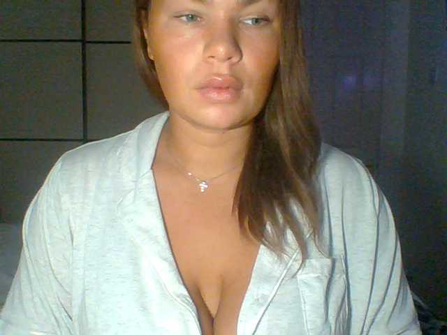 PrincessGem live cam on BongaCams