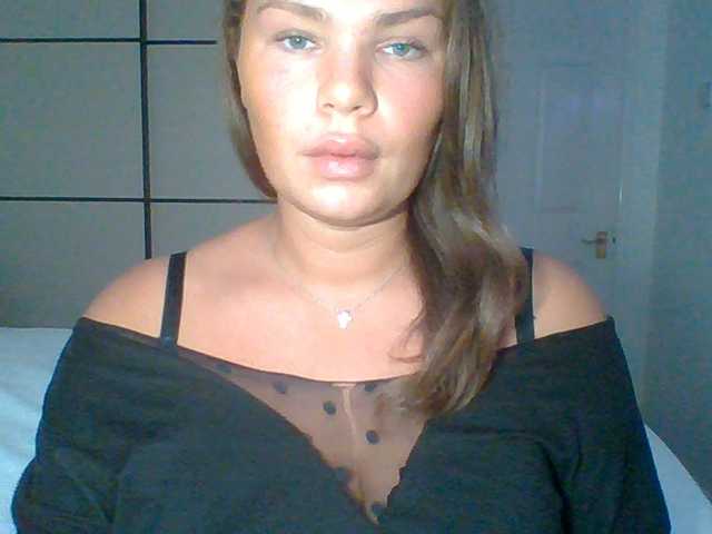 PrincessGem live cam on BongaCams