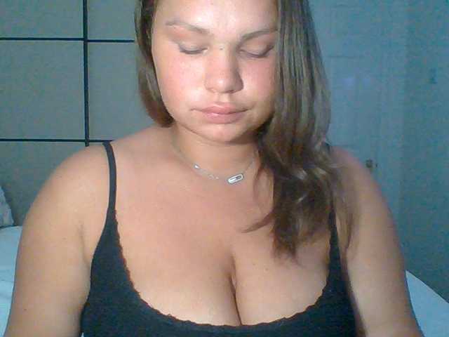 PrincessGem live cam on BongaCams