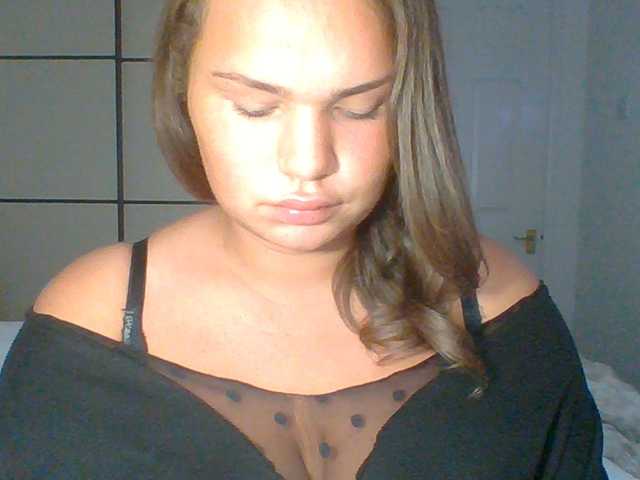 PrincessGem live cam on BongaCams