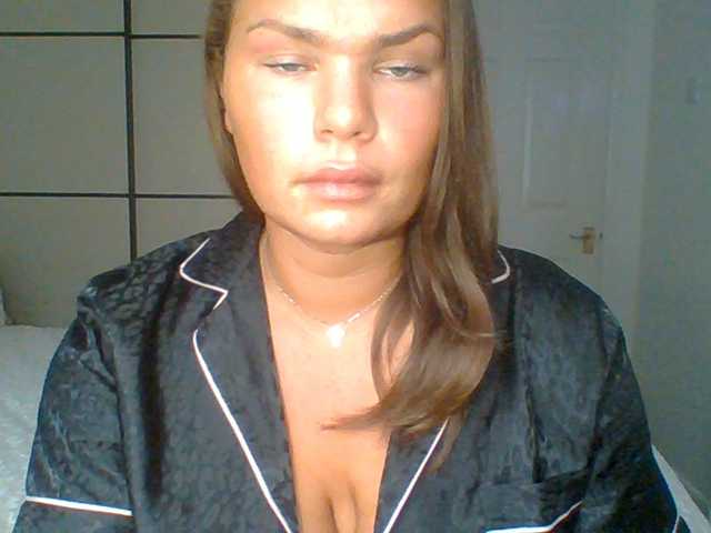 PrincessGem live cam on BongaCams