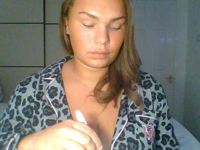 PrincessGem live cam on BongaCams
