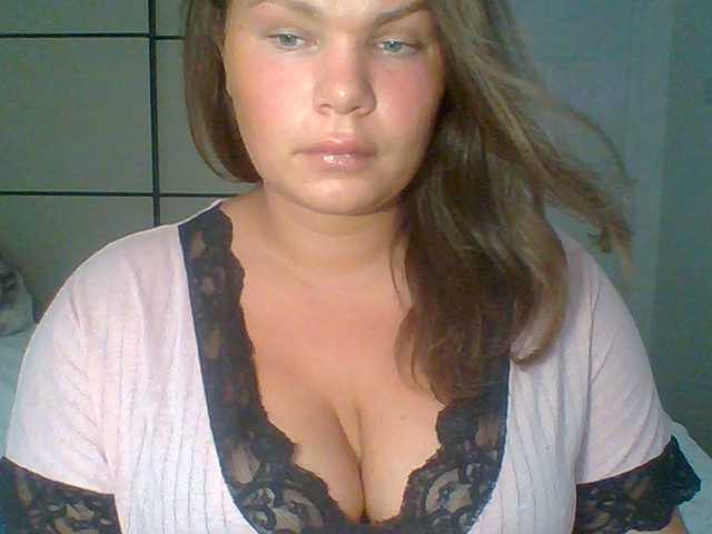 PrincessGem live cam on UnifiedCams