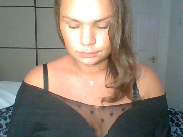 PrincessGem live cam on BongaCams