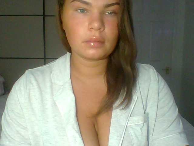 PrincessGem live cam on BongaCams