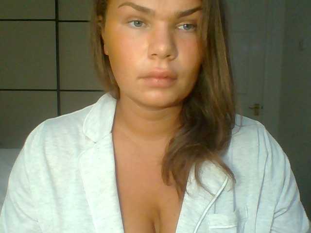 PrincessGem live cam on BongaCams