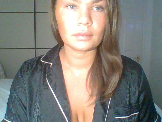 PrincessGem live cam on BongaCams