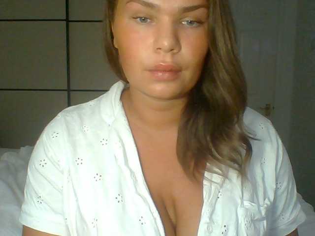 PrincessGem live cam on BongaCams