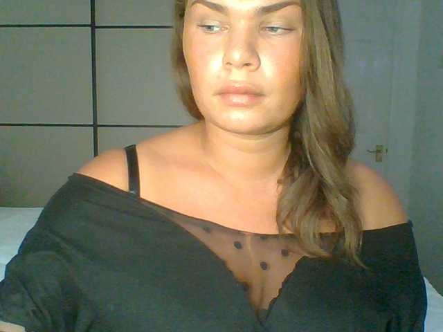 PrincessGem live cam on BongaCams