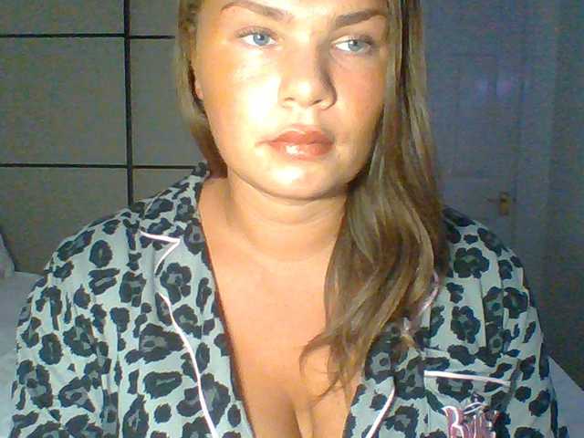 PrincessGem live cam on BongaCams