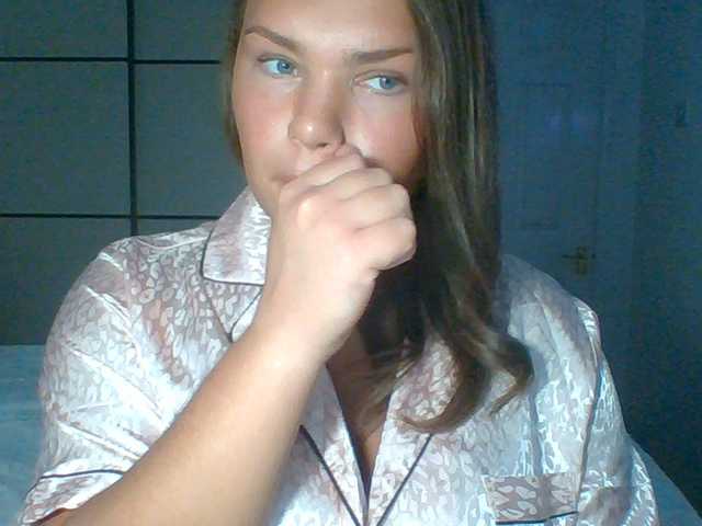 PrincessGem live cam on BongaCams
