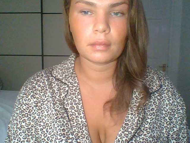 PrincessGem live cam on BongaCams