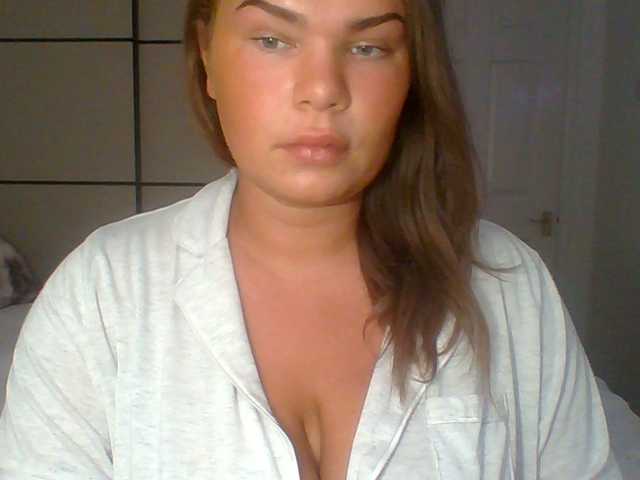 PrincessGem live cam on BongaCams