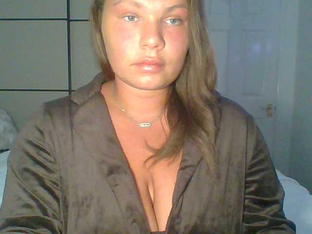 PrincessGem live cam on BongaCams