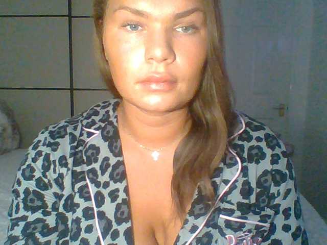 PrincessGem live cam on BongaCams