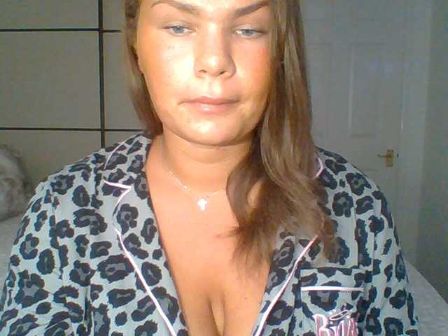 GEMMARMALADE — live female cam