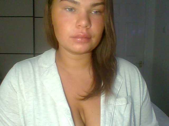 PrincessGem live cam on BongaCams