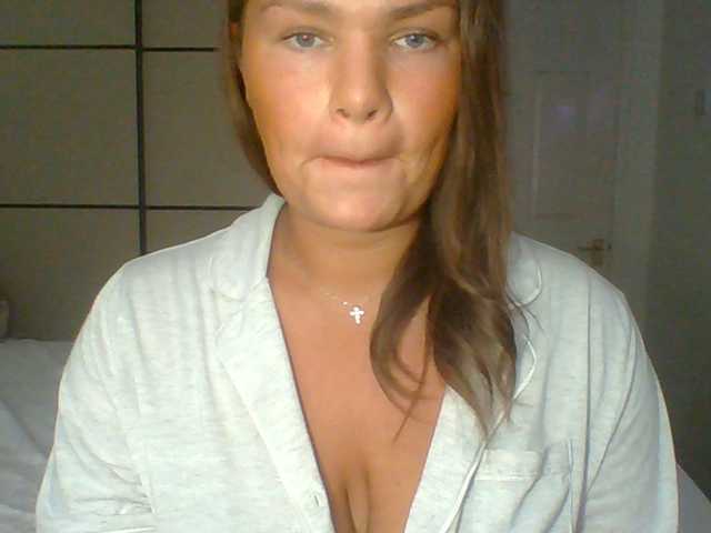 GEMMARMALADE live cam on BongaCams