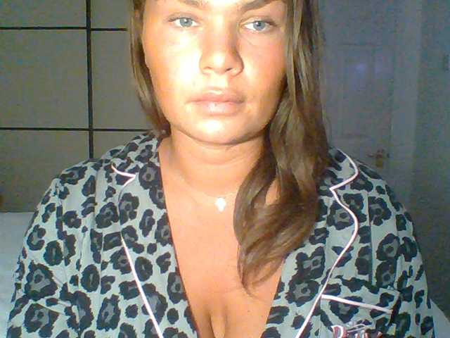 PrincessGem live cam on BongaCams