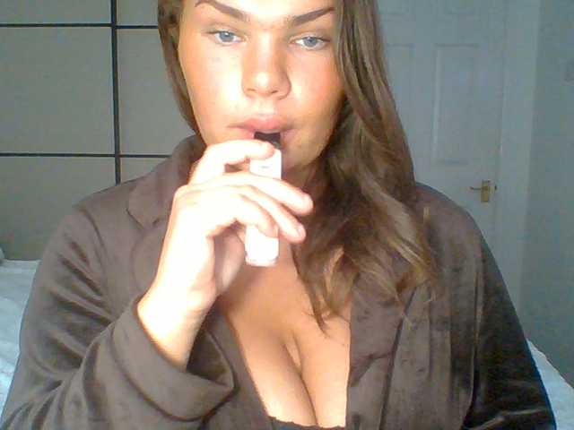 PrincessGem live cam on BongaCams