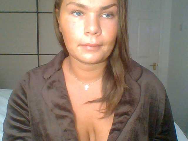 PrincessGem live cam on BongaCams