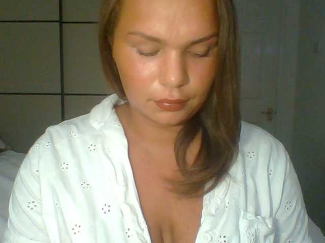 PrincessGem live cam on BongaCams