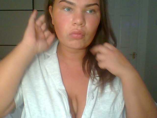 PrincessGem live cam on BongaCams
