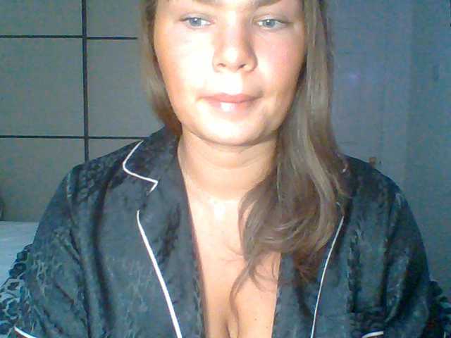 PrincessGem live cam on BongaCams