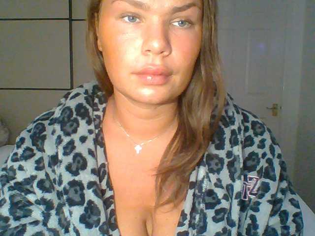 PrincessGem live cam on BongaCams
