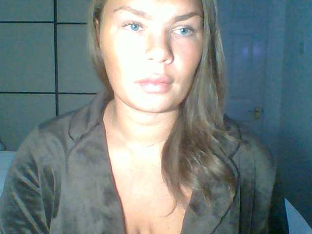 PrincessGem live cam on BongaCams