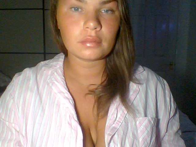 PrincessGem live cam on BongaCams