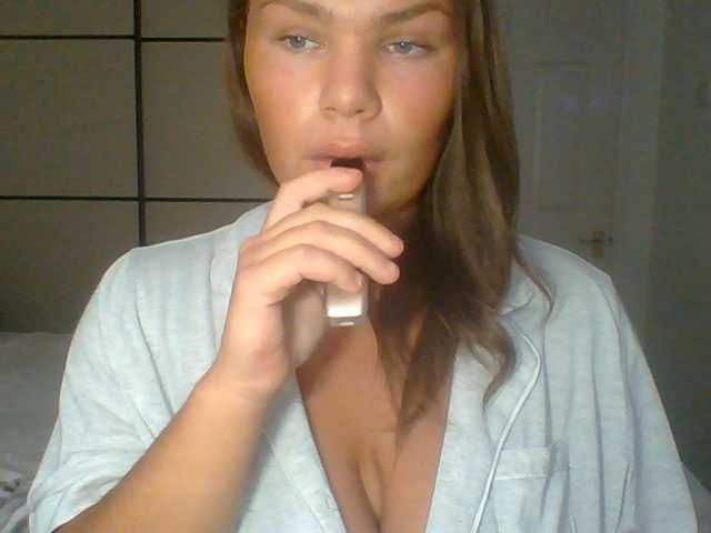 GEMMARMALADE live cam preview