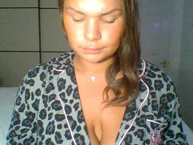 PrincessGem live cam on BongaCams