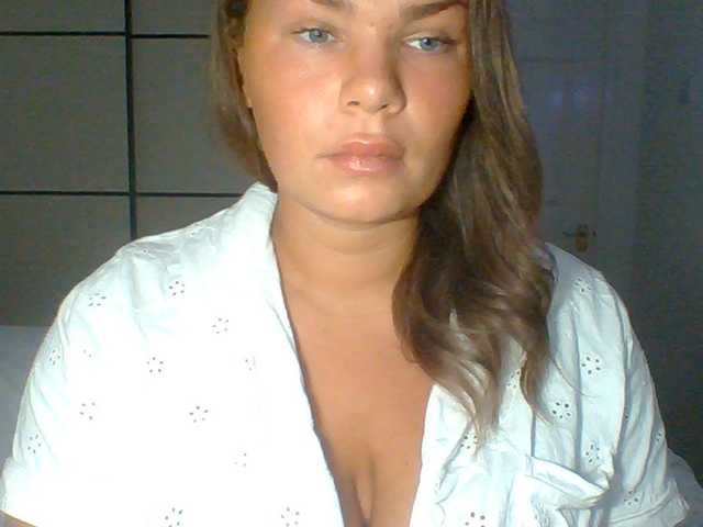 PrincessGem live cam on BongaCams