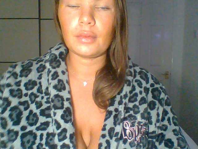 PrincessGem live cam on BongaCams