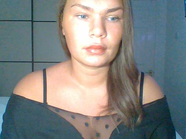 PrincessGem live cam on BongaCams