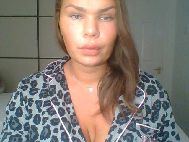PrincessGem live cam on BongaCams