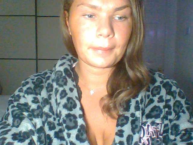 PrincessGem live cam on BongaCams