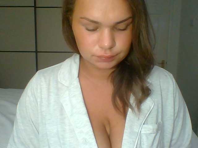 PrincessGem live cam on BongaCams