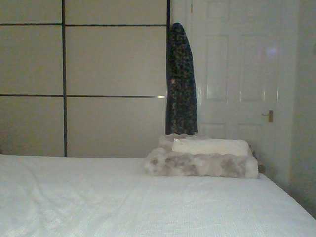 PrincessGem live cam on BongaCams