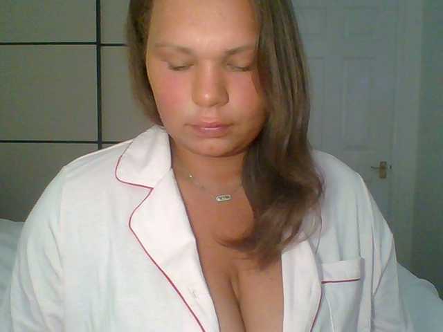 PrincessGem live cam on BongaCams