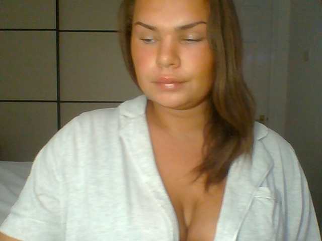 PrincessGem live cam on BongaCams