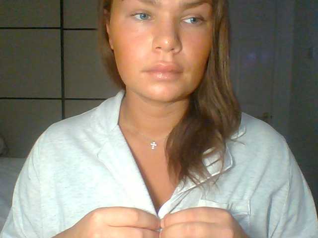 PrincessGem live cam on BongaCams