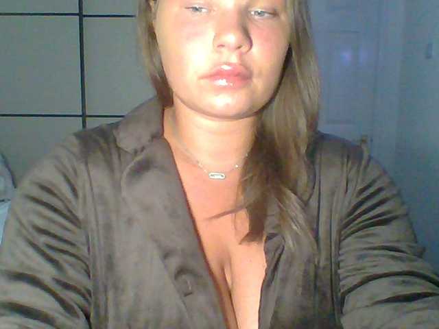 PrincessGem live cam on BongaCams