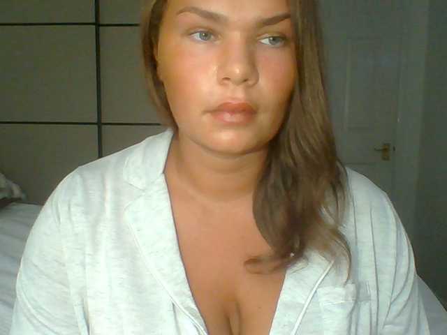 PrincessGem live cam on BongaCams