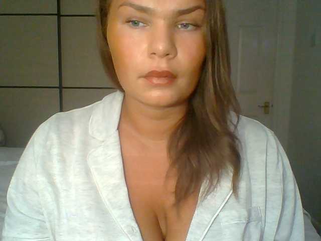 PrincessGem live cam on BongaCams