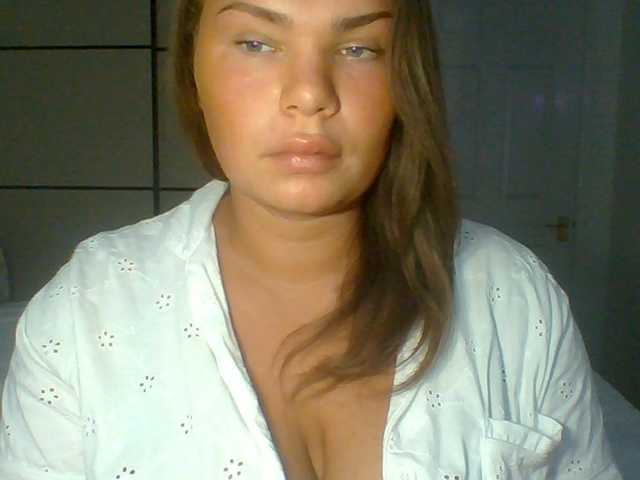 PrincessGem live cam on BongaCams
