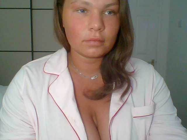 PrincessGem live cam on BongaCams