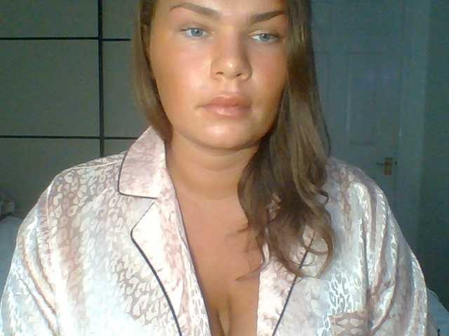PrincessGem live cam on BongaCams